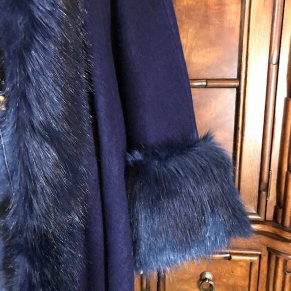 Aphratti Navy Blue Faux Fur Luxe Cape Cardigan Topper - Picture 13 of 15